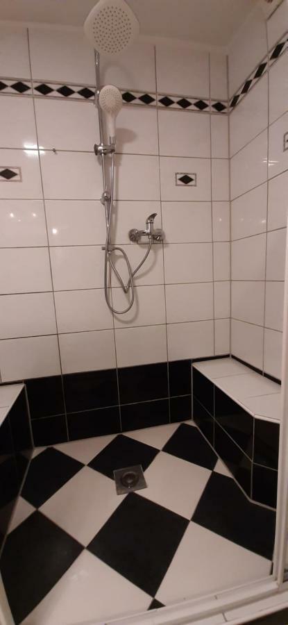 Mauritzburg Apartment Krefeld Exterior foto